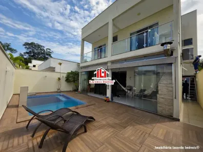 Casa de Condomínio com 3 Quartos para venda ou aluguel, 230m² no Ponta Negra, Manaus
