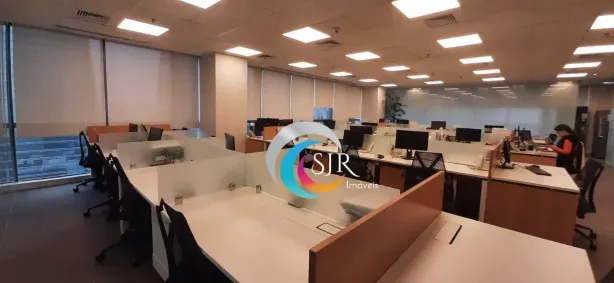 Sala Comercial para alugar, 582m² no Vila Nova Conceição, São Paulo