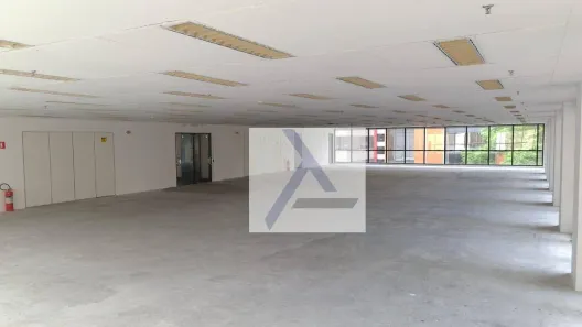 Sala Comercial para alugar, 485m² no Vila Olímpia, São Paulo