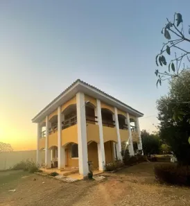 Fazenda/Sítio com 3 Quartos à venda, 234m² no Vale das Laranjeiras, Indaiatuba