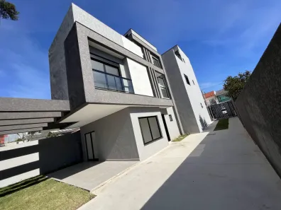 Sobrado com 3 Quartos à venda, 102m² no Boqueirão, Curitiba
