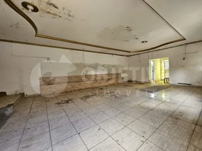 Galpão/Depósito/Armazém à venda, 300m² no Daniel Fonseca, Uberlândia
