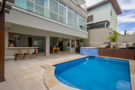 Casa com 5 Quartos à venda, 500m² no Jardim Londrina, São Paulo