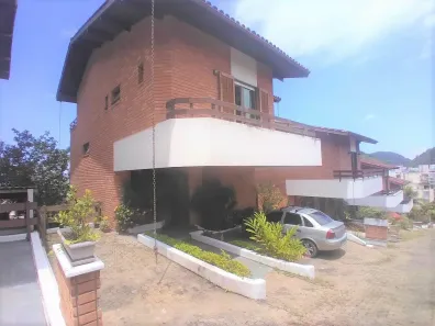 Casa de Condomínio com 4 Quartos à venda, 330m² no Enseada, Guarujá
