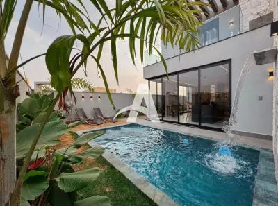 Casa de Condomínio com 4 Quartos para alugar, 334m² no Jardim Sul, Uberlândia