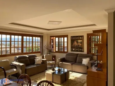 Casa com 3 Quartos à venda, 234m² no Lomba do Pinheiro, Porto Alegre