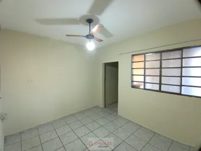 Casa com 1 Quarto para alugar, 45m² no Aterrado, Mogi Mirim