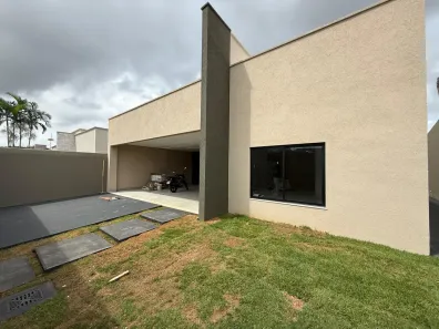 Casa com 3 Quartos à venda, 270m² no Jardim Atlântico, Goiânia