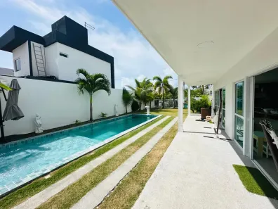Casa com 3 Quartos à venda, 300m² no Ipioca, Maceió