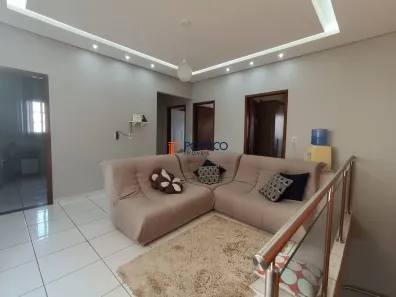 Casa com 6 Quartos à venda, 240m² no Jardim Lúcia (Nova Veneza), Sumaré