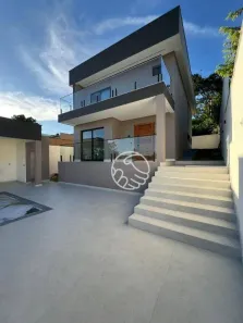 Casa com 3 Quartos à venda, 180m² no Perocão, Guarapari