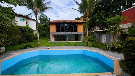 Casa com 3 Quartos à venda, 213m² no Jardim Colibri, Embu das Artes