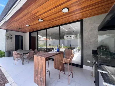 Casa de Condomínio com 4 Quartos para venda ou aluguel, 390m² no Condomínio Residencial Itaporã de Atibaia, Atibaia