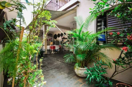 Casa com 3 Quartos à venda, 272m² no Vila Hamburguesa, São Paulo