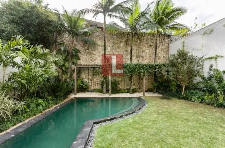 Casa com 3 Quartos à venda, 800m² no Jardim Europa, São Paulo