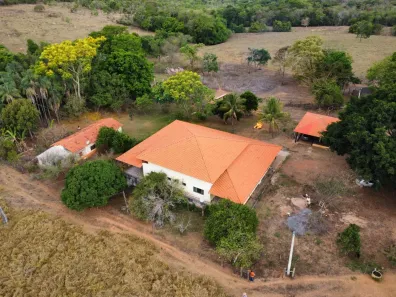 Fazenda/Sítio com 4 Quartos à venda, 250m² no Área Rural de Luziânia, Luziânia