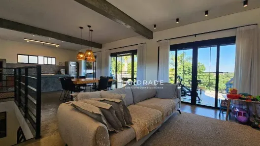 Casa de Condomínio com 3 Quartos à venda, 200m² no Chácara Moinho Velho, Carapicuíba