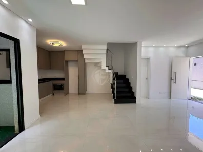 Sobrado com 4 Quartos à venda, 163m² no Água Verde, Curitiba