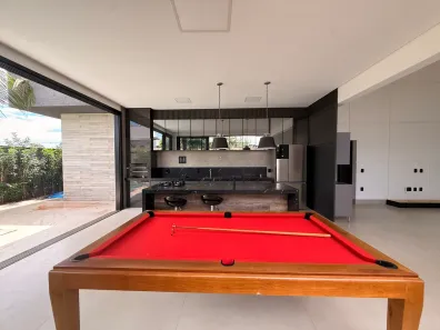 Casa de Condomínio com 4 Quartos à venda, 236m² no Residencial Goiânia Golfe Clube, Goiânia