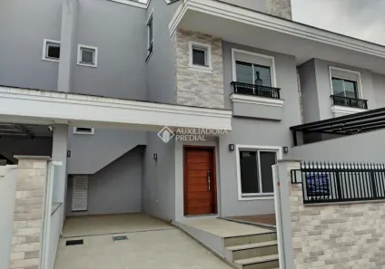 Casa com 4 Quartos para alugar, 185m² no Jurerê Internacional, Florianópolis