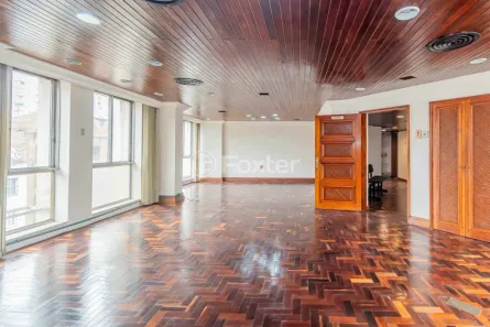 Sala Comercial à venda, 172m² no Floresta, Porto Alegre