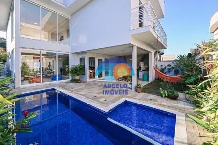 Casa de Condomínio com 4 Quartos à venda, 242m² no Centro, Peruíbe