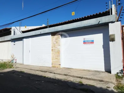 Casa com 3 Quartos para alugar, 300m² no Parque Piauí, Teresina