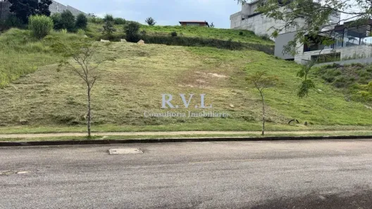 Lote/Terreno à venda, 721m² no San Fernando Valley, Atibaia