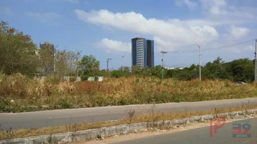 Lote/Terreno à venda, 450m² no Renascença, São Luís