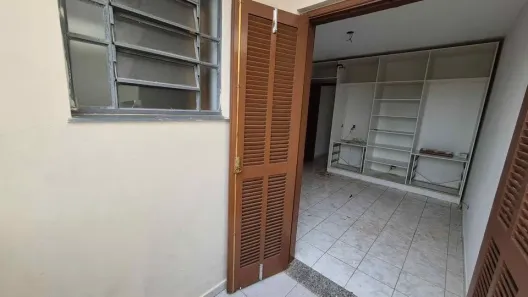 Casa com 2 Quartos para alugar, 87m² no Vila Romano, São Paulo