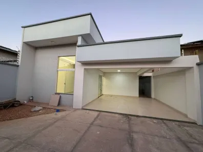 Casa com 3 Quartos à venda, 130m² no Plano Diretor Sul, Palmas