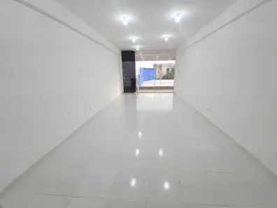 Ponto Comercial para alugar, 36m² no Turu, São Luís