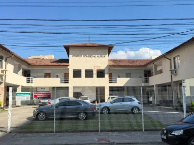 Ponto Comercial à venda, 48m² no Parque Residencial Laranjeiras, Serra