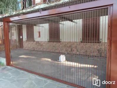 Apartamento com 2 Quartos à venda, 67m² no Passo da Areia, Porto Alegre