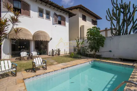 Casa com 4 Quartos à venda, 251m² no Jardim Leonor, São Paulo