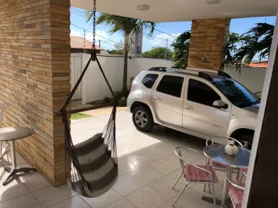 Sobrado com 4 Quartos à venda, 290m² no Pajuçara, Natal