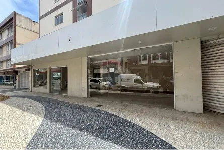 Ponto Comercial para alugar, 600m² no Centro, Cabo Frio