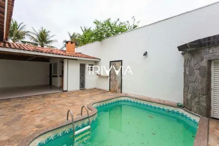 Casa com 4 Quartos para alugar, 239m² no Morada da Colina, Uberlândia