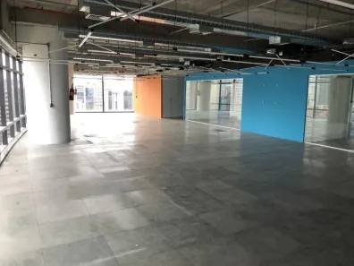 Sala Comercial à venda, 458m² no Cidade Monções, São Paulo