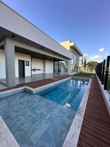 Casa de Condomínio com 3 Quartos à venda, 300m² no Residencial Goiânia Golfe Clube, Goiânia