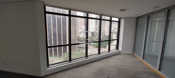 Sala Comercial à venda, 350m² no Funcionários, Belo Horizonte