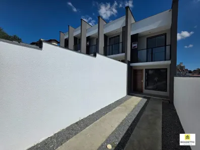 Sobrado com 2 Quartos à venda, 58m² no Adhemar Garcia, Joinville