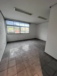 Ponto Comercial para venda ou aluguel, 25m² no Piratininga, Niterói