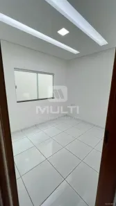 Casa com 3 Quartos para alugar, 121m² no Jardim Europa, Uberlândia