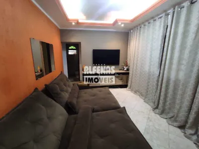 Casa com 3 Quartos à venda, 140m² no Três Barras, Contagem