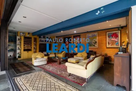 Casa com 3 Quartos à venda, 579m² no Granja Julieta, São Paulo