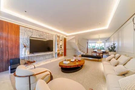 Casa com 3 Quartos à venda, 281m² no Chácara das Pedras, Porto Alegre