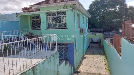 Casa com 4 Quartos à venda, 139m² no Medianeira, Porto Alegre