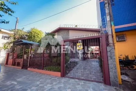 Casa com 5 Quartos à venda, 250m² no São Sebastião, Porto Alegre
