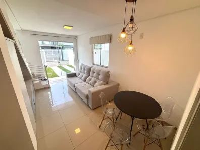 Sobrado com 2 Quartos à venda, 66m² no Campeche, Florianópolis